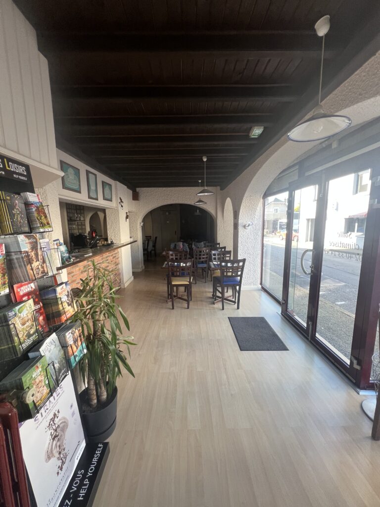 Avant — LE BINIOU — Rénovation d’une crêperie
